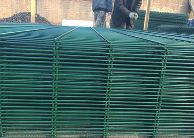 Triangular V Type PVC Coated Welded Wire Mesh Fencing / Green Metal Fencing