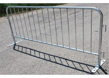 Portable Metal Pedestrian Barriers / Crowd Safety Barriers For Construction Concert