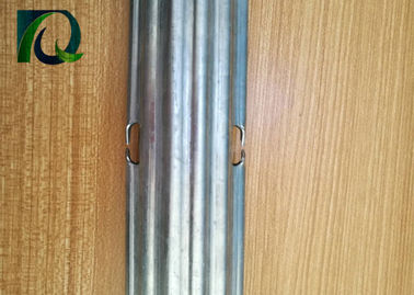 2.0MM Thick Metal Trellis Posts Heavy Duty With W Shaped Section Recyclable